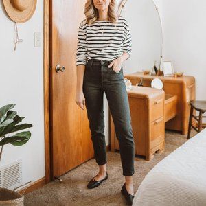 Everlane 90's straight leg jean  |  Washed black  |  Non-stretch denim | Size 33